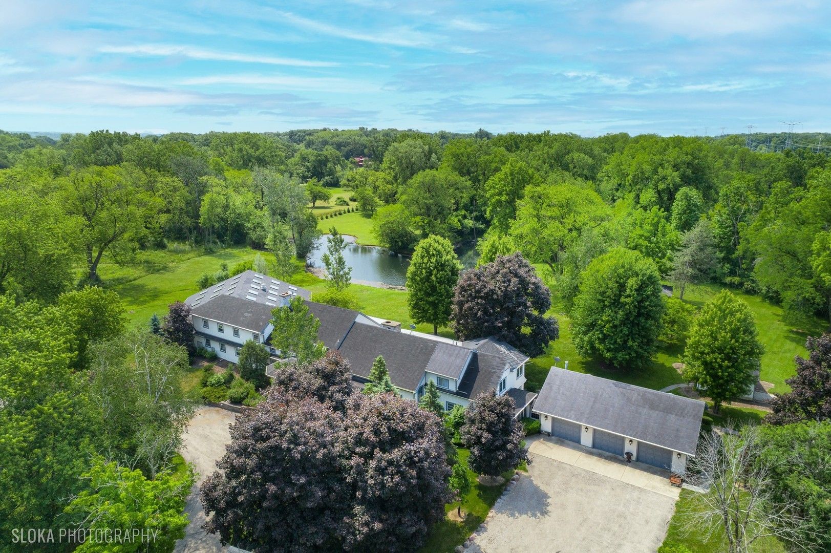 153 Algonquin Road — Barrington Hills, IL 60010