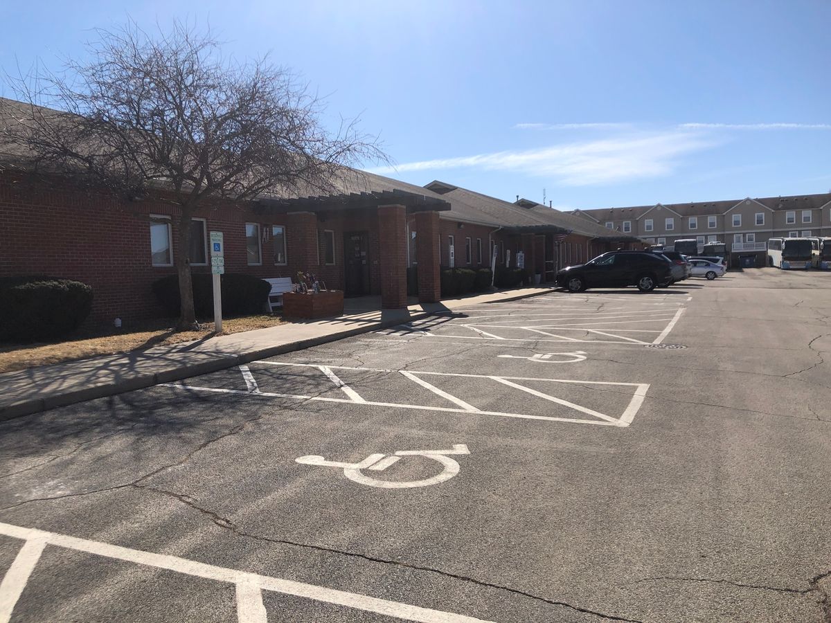 2201 Eastland Drive, Bloomington, IL 61704