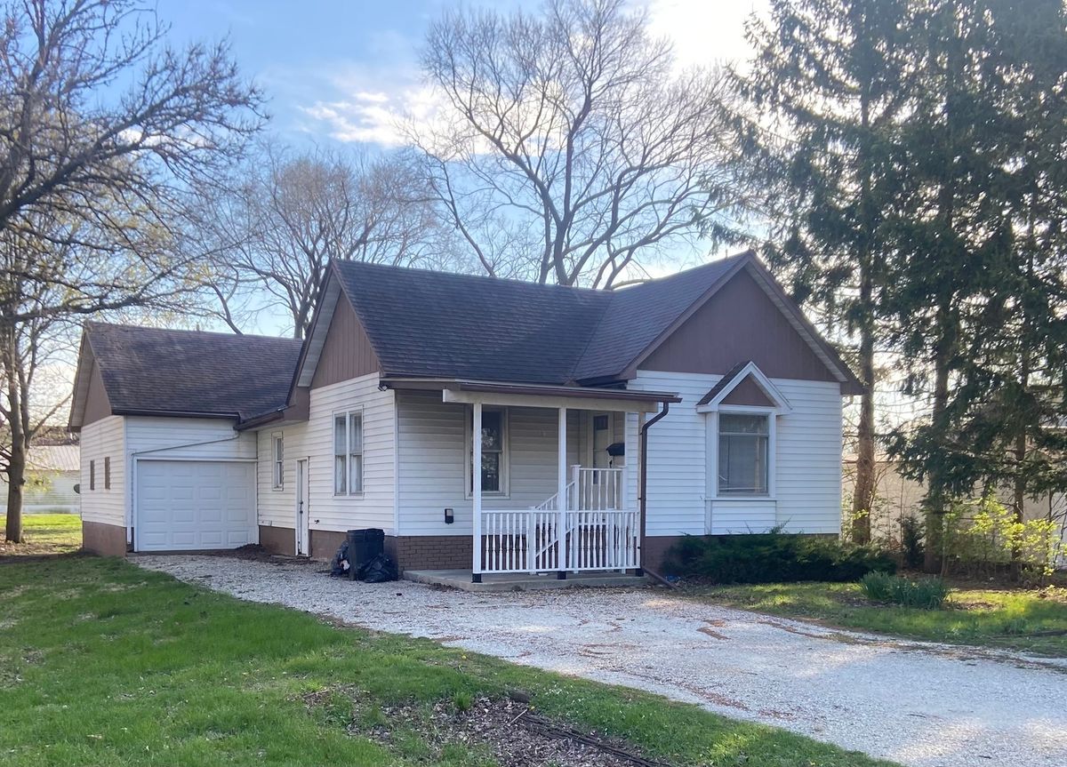 334 Pine Street, Paxton, IL 60957