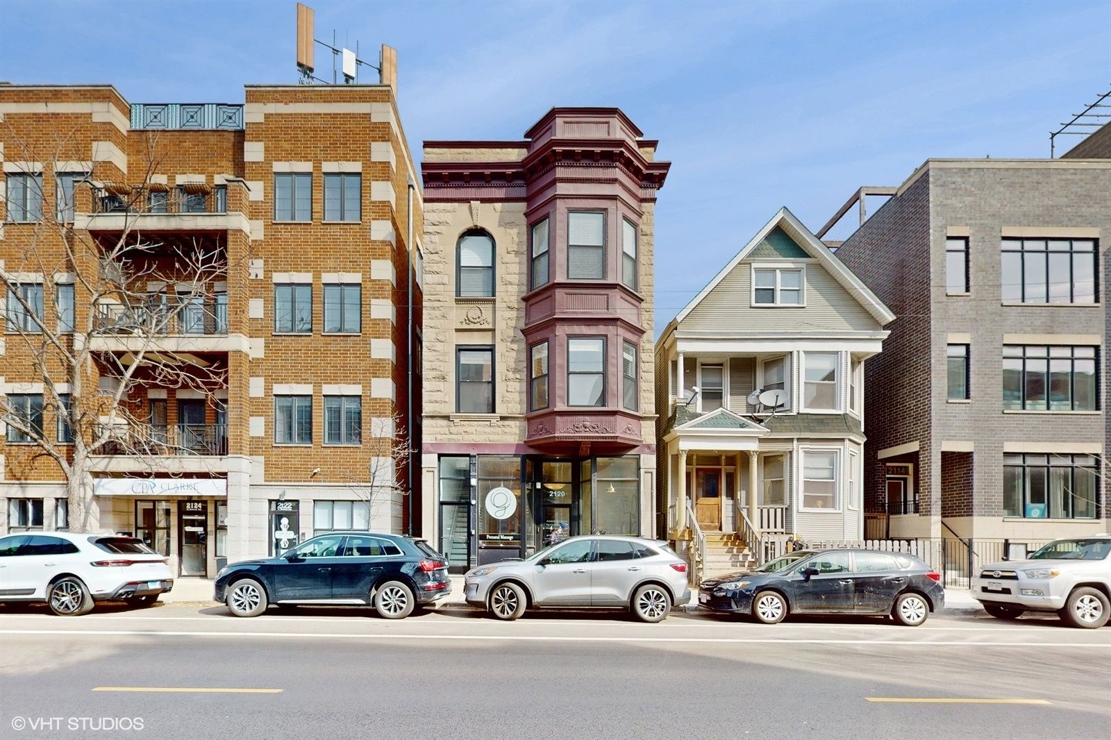 2120 W BELMONT Avenue — Chicago, IL 60618