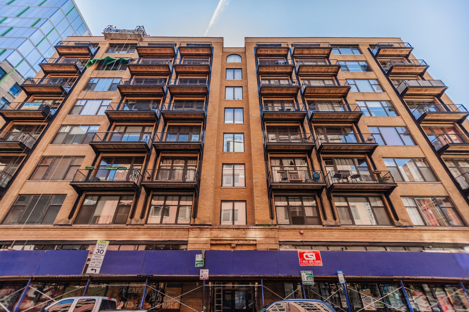 625 W Jackson Boulevard #212 — Chicago, IL 60661