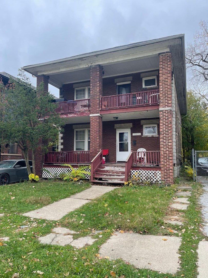 15616 Loomis Avenue — Harvey, IL 60426