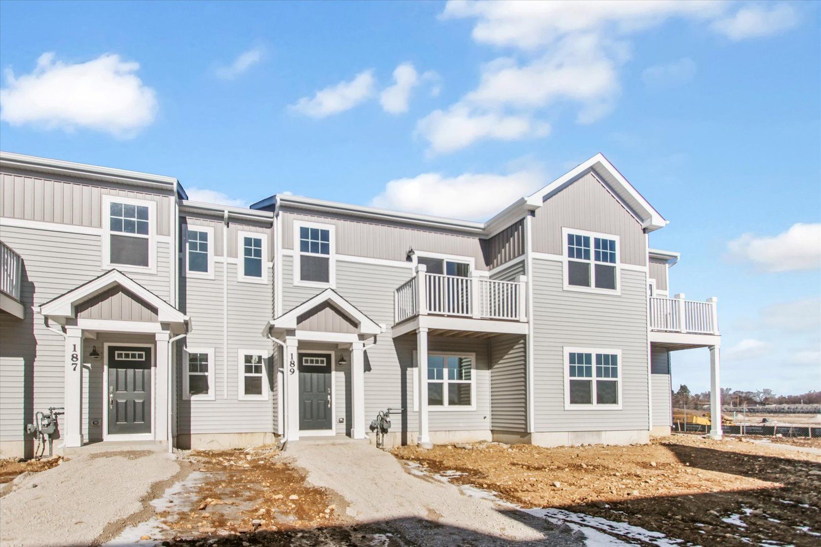 343 Kingsport Drive — South Elgin, IL 60177