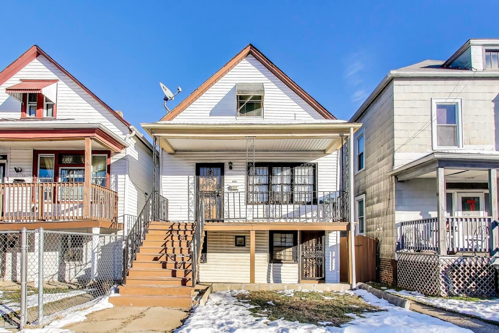 8533 S Manistee Avenue — Chicago, IL 60617