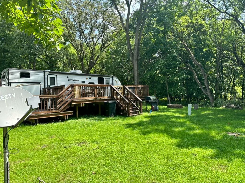 2795 28th Lot 327 Road, Seneca, IL 61360