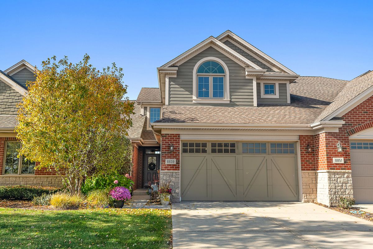 8839 Indiana Harbor Drive, Frankfort, IL 60423