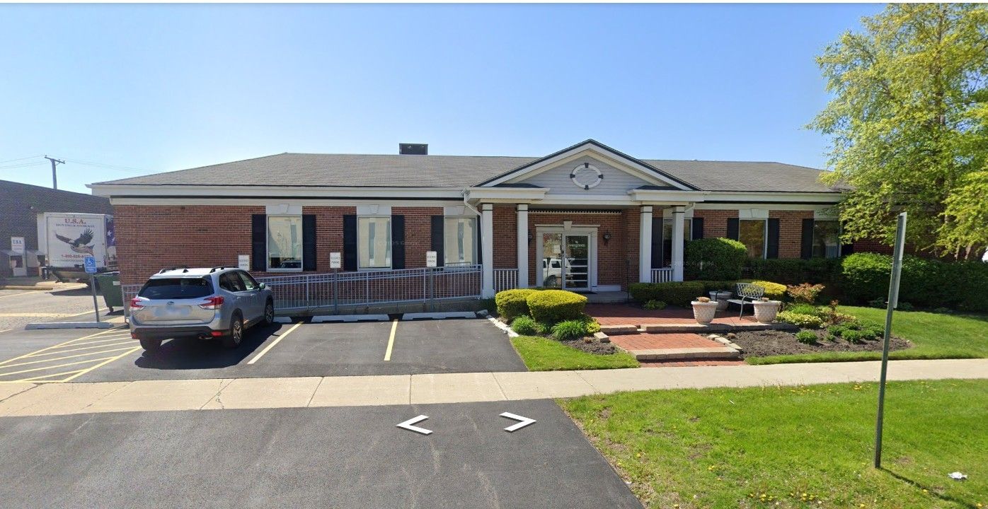 7040 N Ridgeway Avenue — Lincolnwood, IL 60712