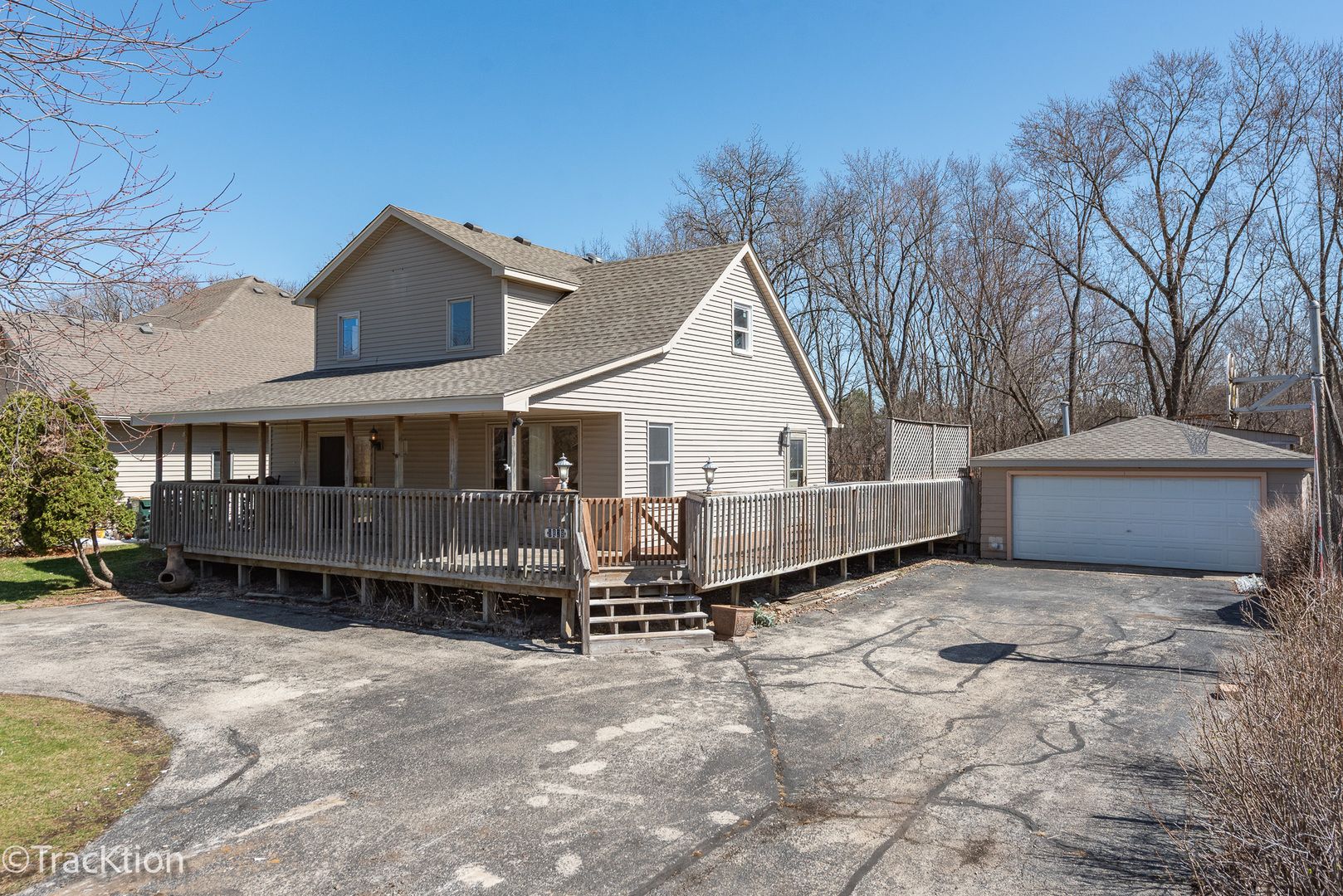 8829 Skyline Drive — Burr Ridge, IL 60527