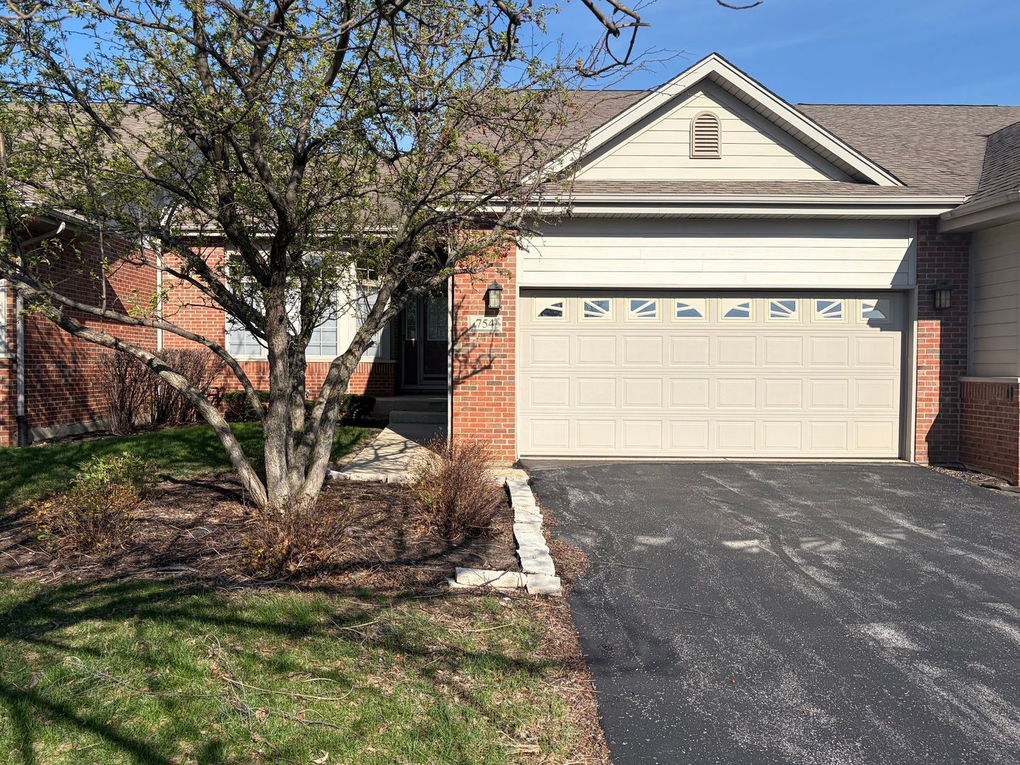 754 River Place Drive — Bourbonnais, IL 60914