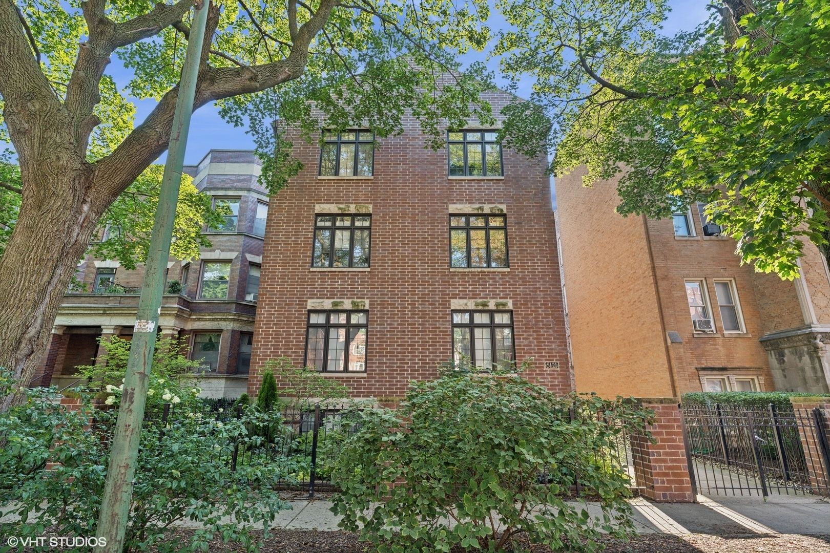 5121 S Kimbark Avenue #1E — Chicago, IL 60615