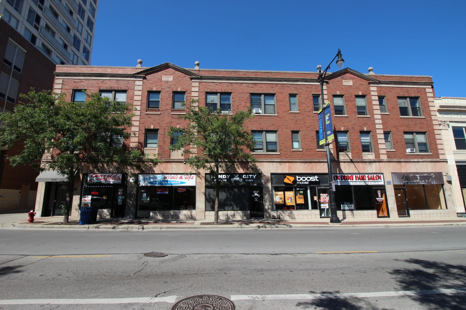 329 Howard Street — Evanston, IL 60202