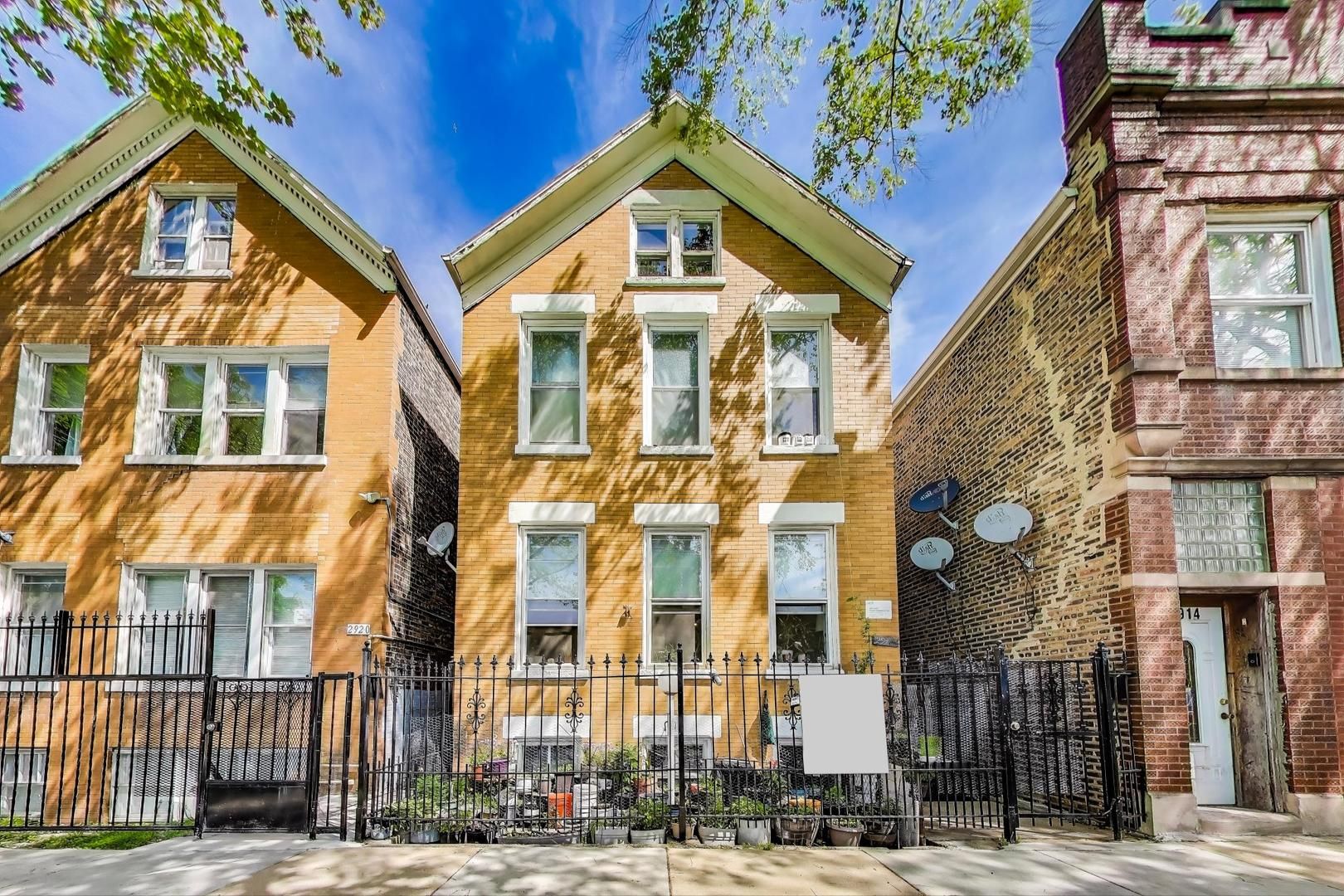 2916 W 25th Place — Chicago, IL 60623