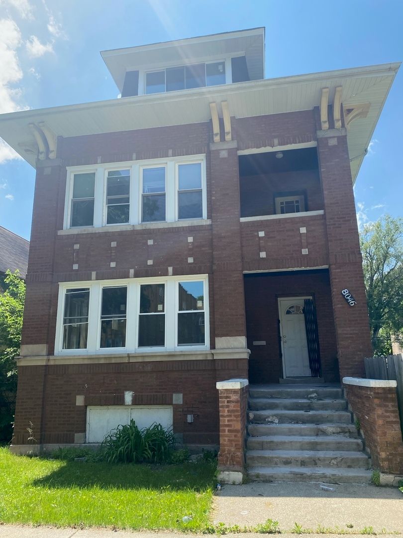 8046 S MANISTEE Avenue #2 — Chicago, IL 60617
