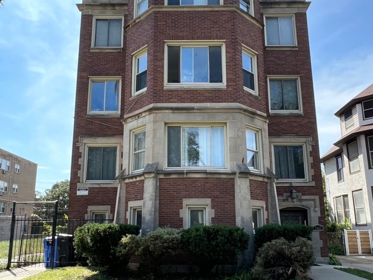 7412 S South Shore Drive #G — Chicago, IL 60649