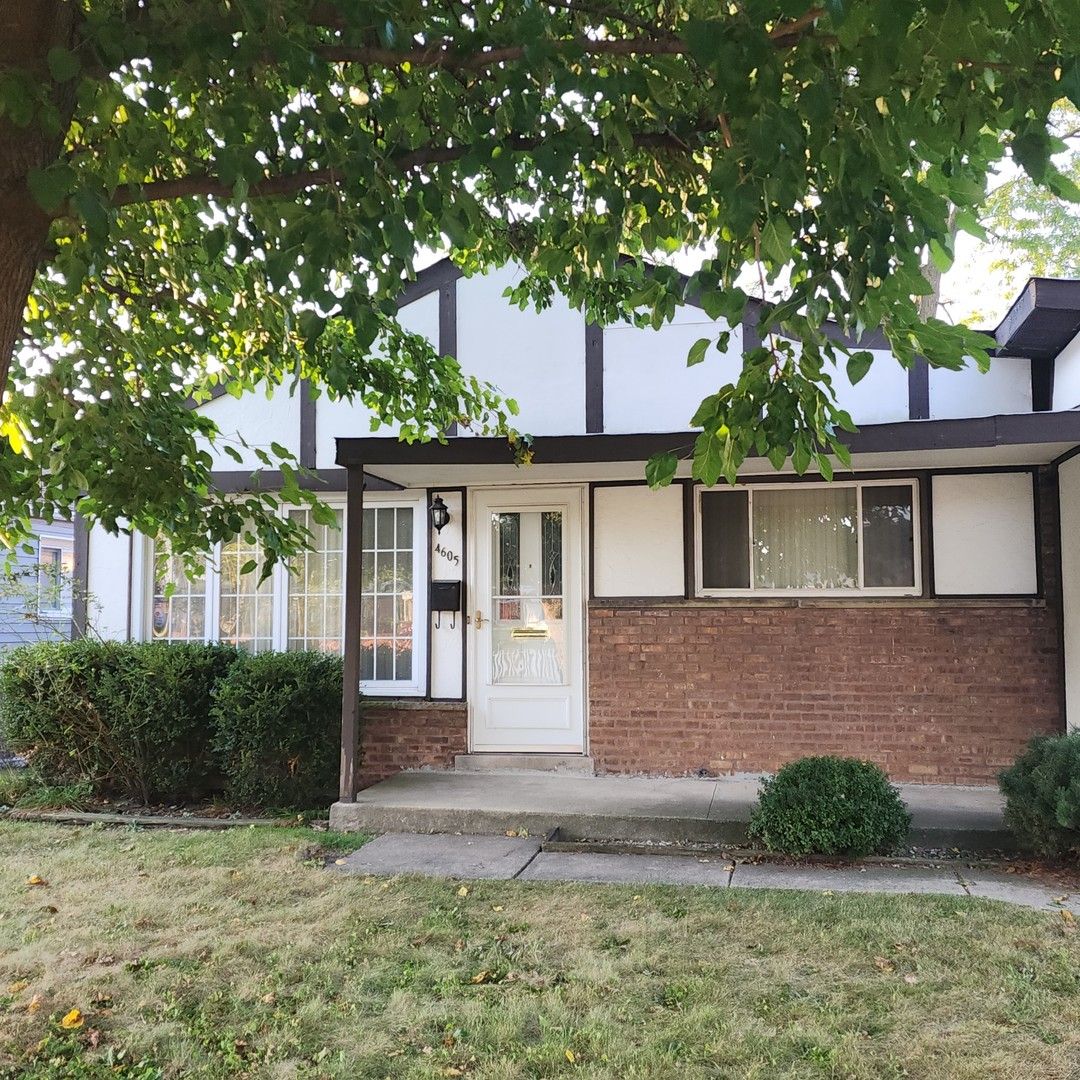 4605 84th Place — Chicago, IL 60652