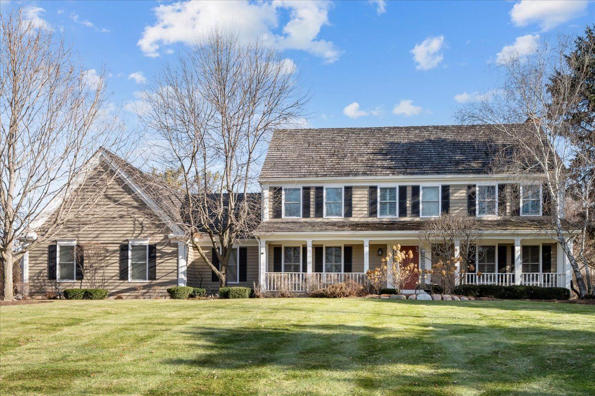 5251 Hilltop Road — Long Grove, IL 60047