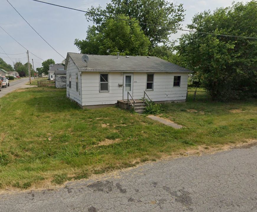 330 W AVENUE G, Lewistown, IL 61542