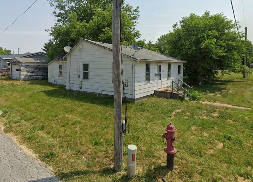 330 W AVENUE G, Lewistown, IL 61542