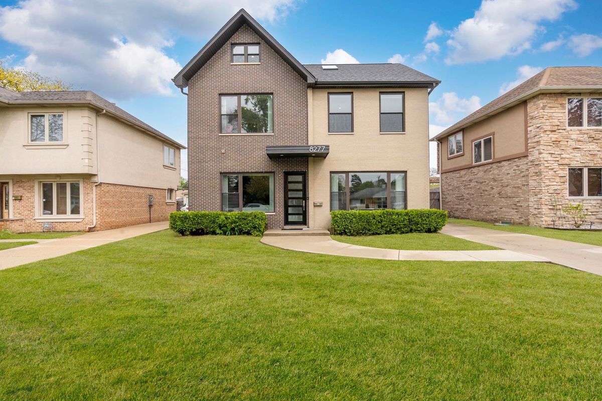 8277 Wisner Street, Niles, IL 60714