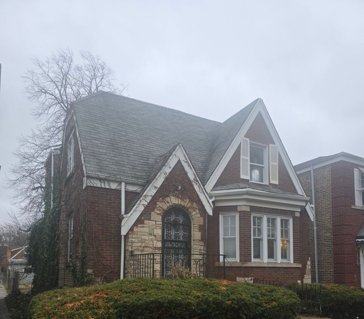 8411 S Indiana Avenue — Chicago, IL 60619
