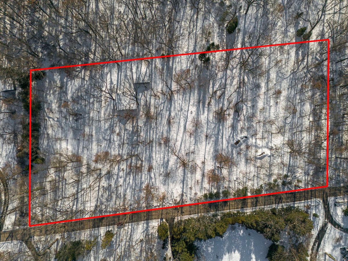 40W789 Whitney Road, St. Charles, IL 60175