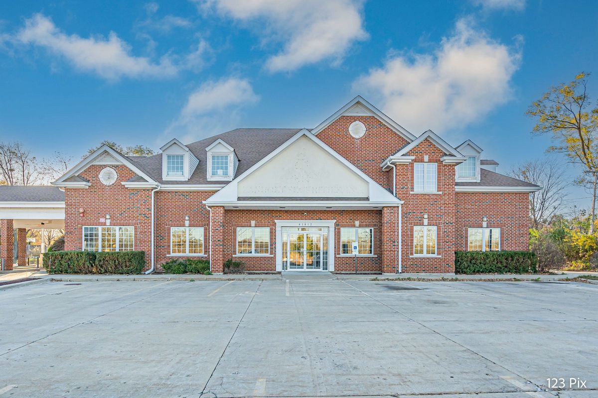 41412 Il Route 83, Antioch, IL 60002