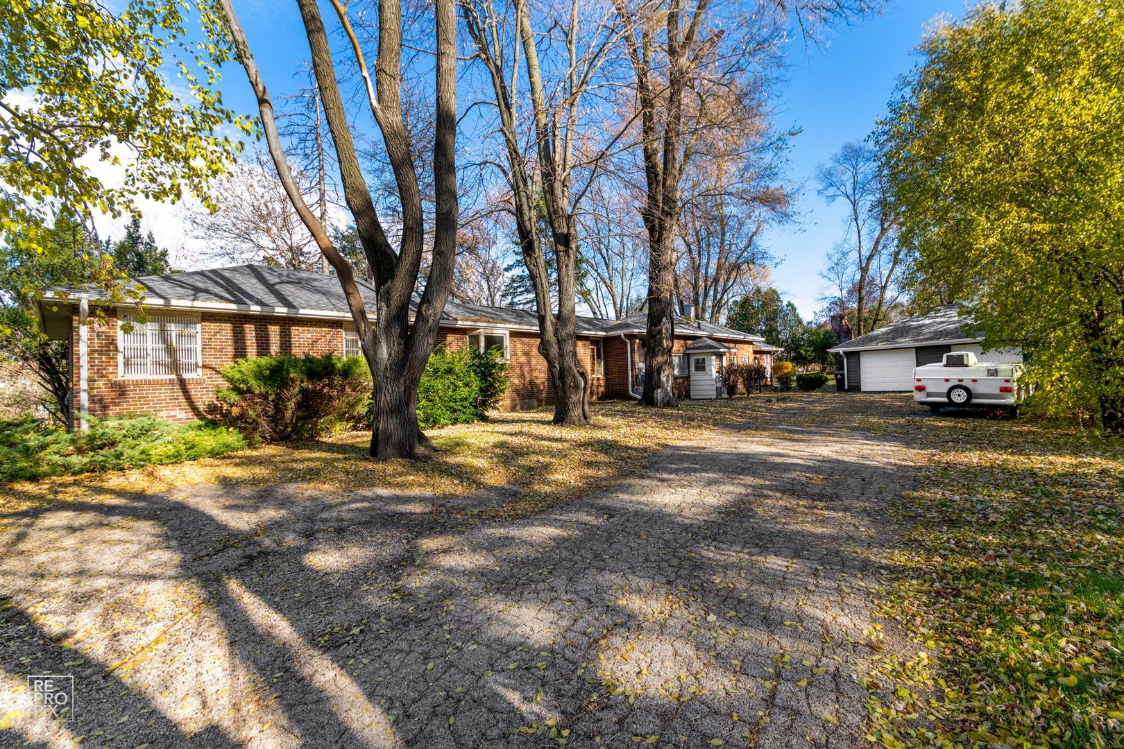 32857 N Alleghany Road #W — Grayslake, IL 60030
