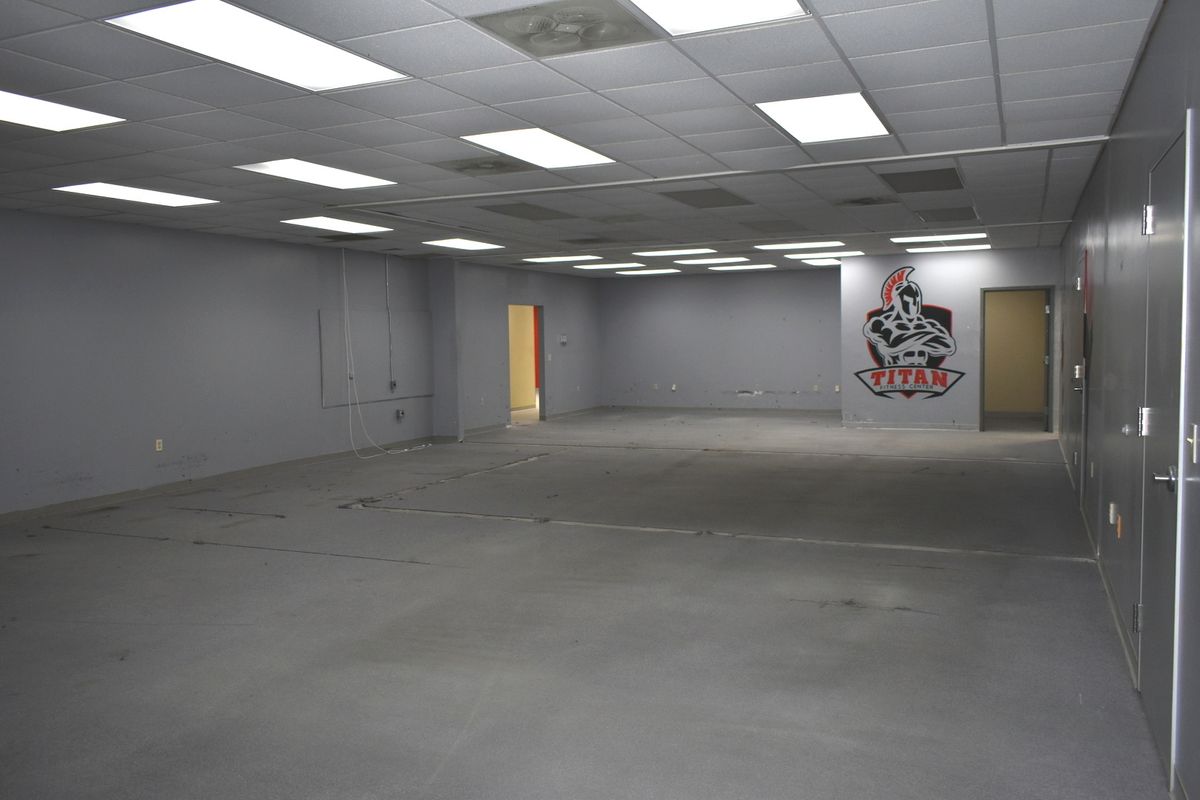 901 W Main Street, El Paso, IL 61738