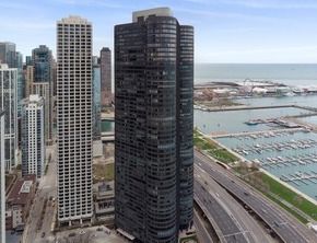 155 N Harbor Drive #4007 — Chicago, IL 60601