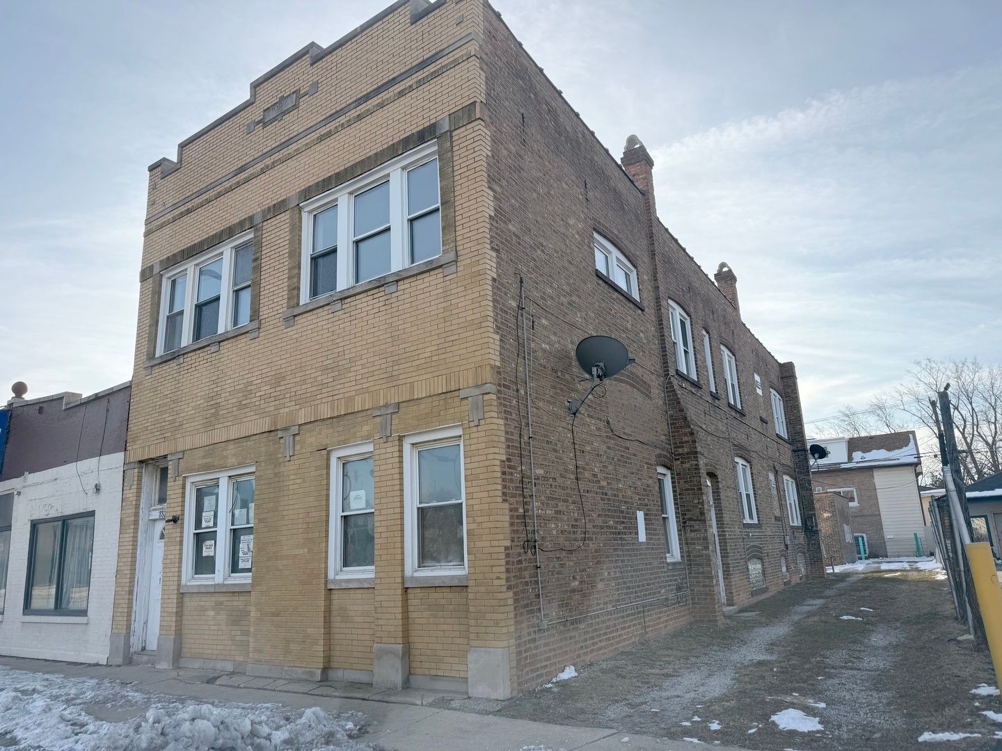 8803 Ogden Avenue — Brookfield, IL 60513