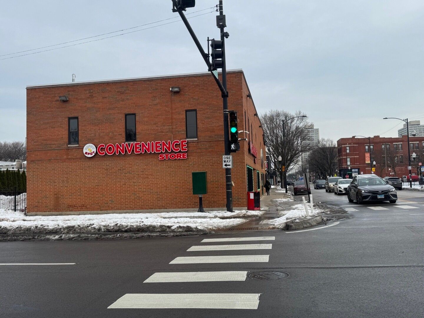200 E 35th Street — Chicago, IL 60616