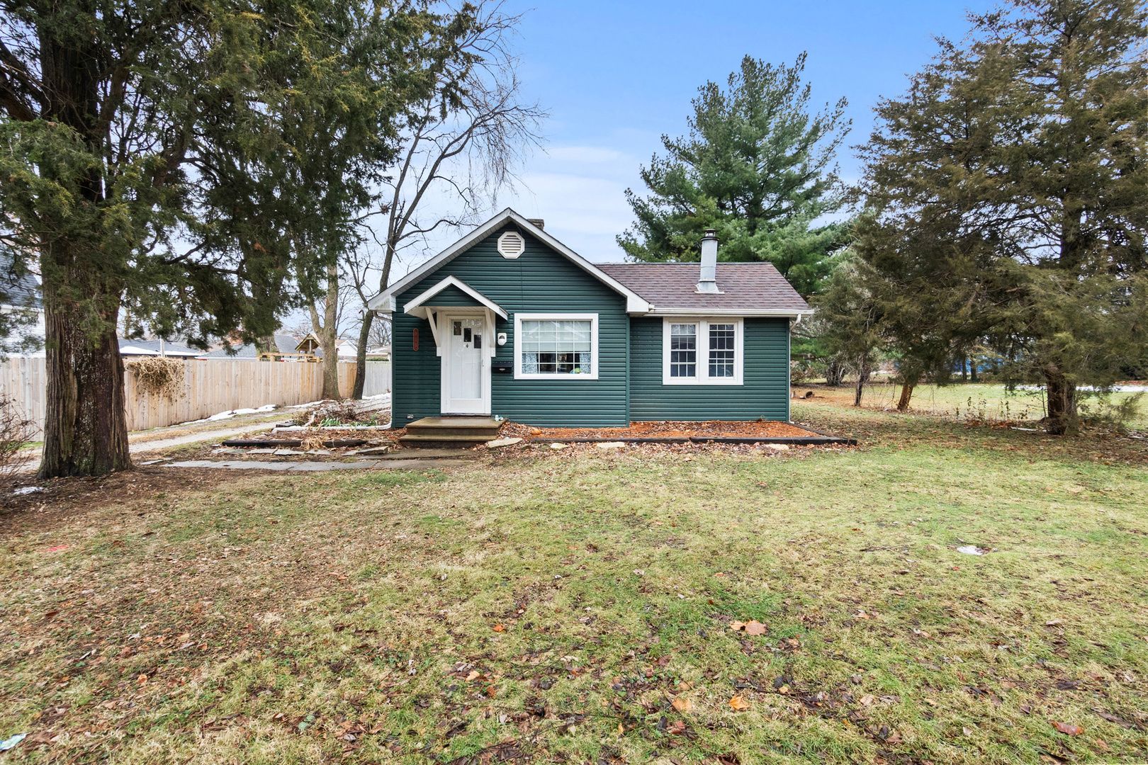 915 Dawes Avenue — Joliet, IL 60435