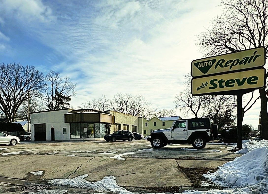 1131 Waukegan Road, Glenview, IL 60025