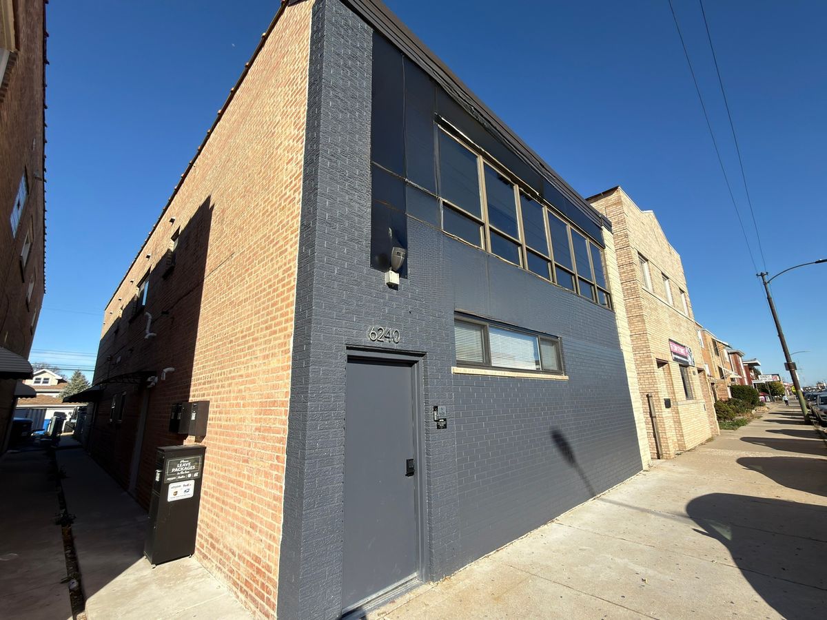 6240 Belmont Avenue, Chicago, IL 60634