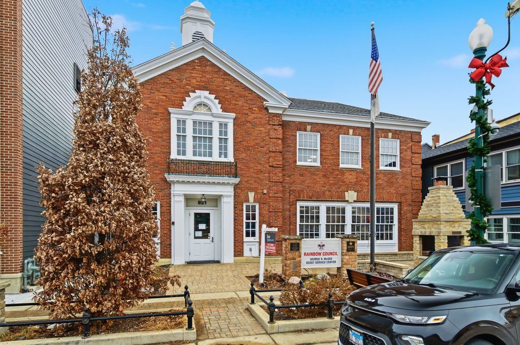 921 State Street, Lockport, IL 60441