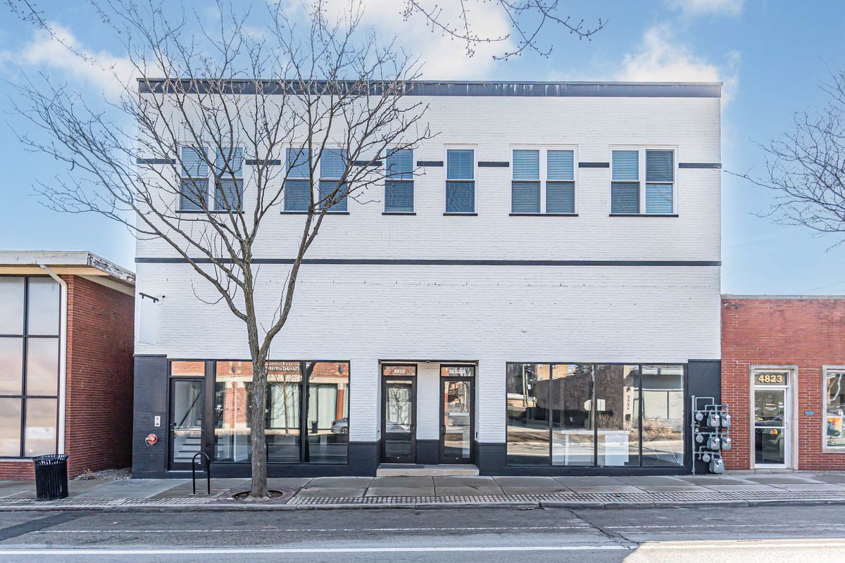 4819 Main Street, Skokie, IL 60077