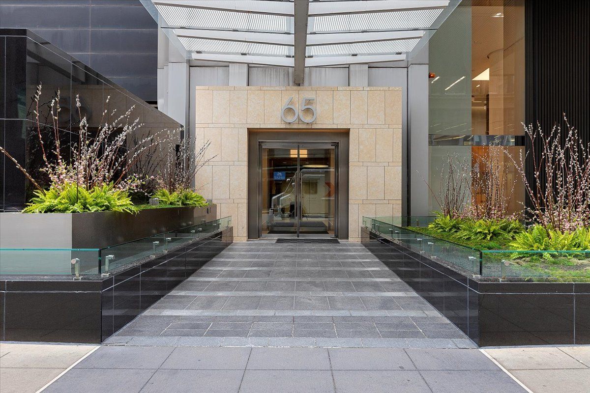 65 E MONROE Street #4315 — Chicago, IL 60603