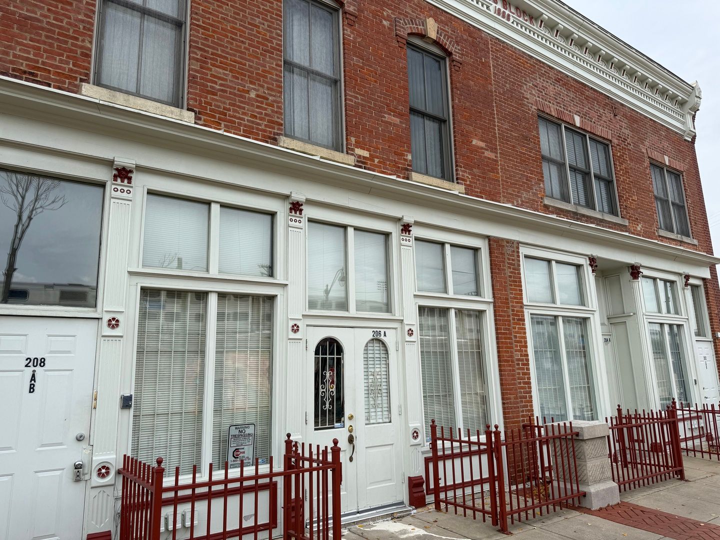 204 E Washington Street #204 — Joliet, IL 60433