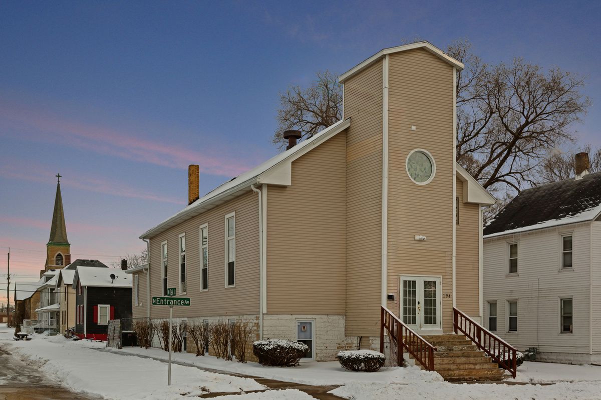 194 Entrance Avenue, Kankakee, IL 60901