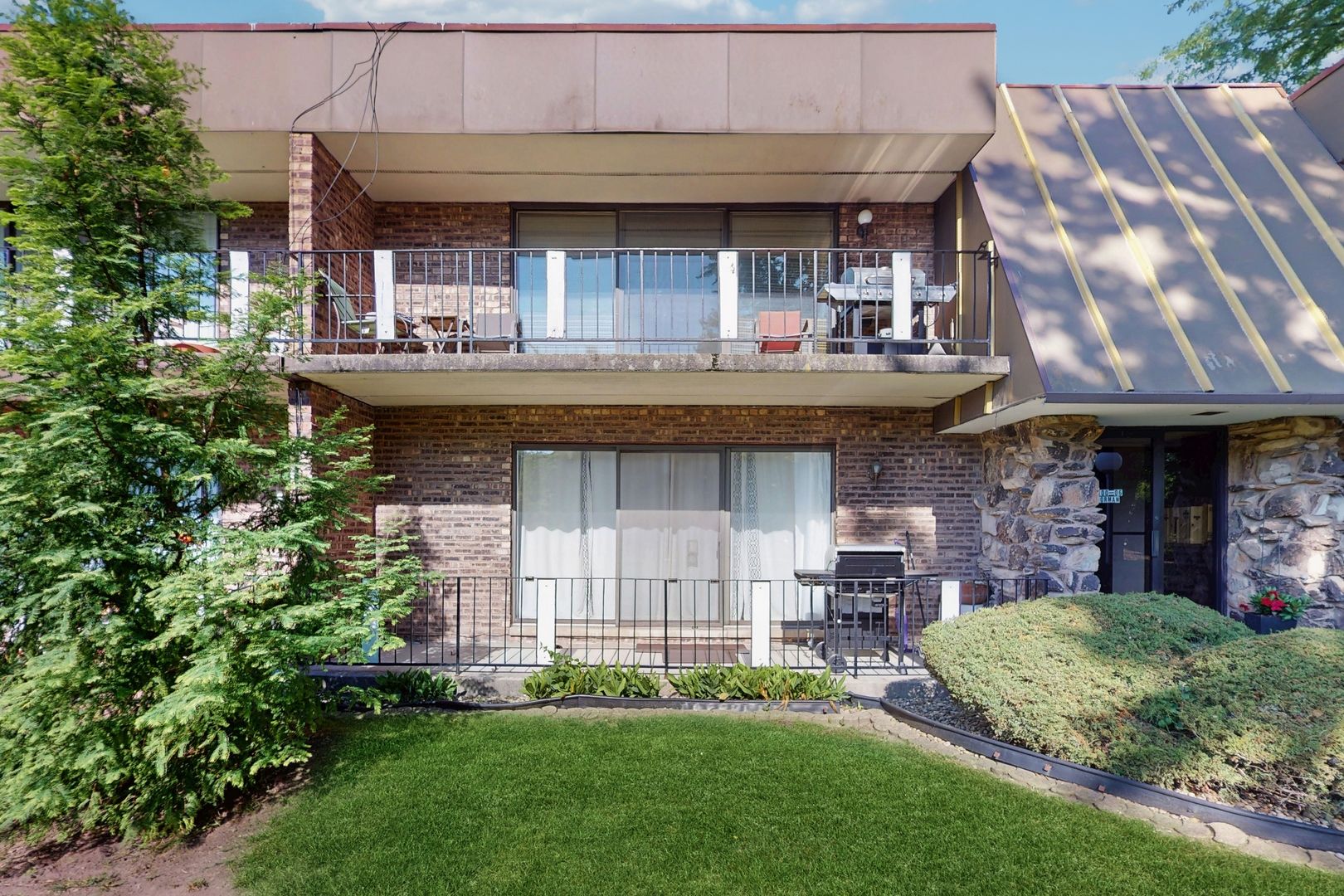 11104 O Gorman Drive #41B — Palos Hills, IL 60465