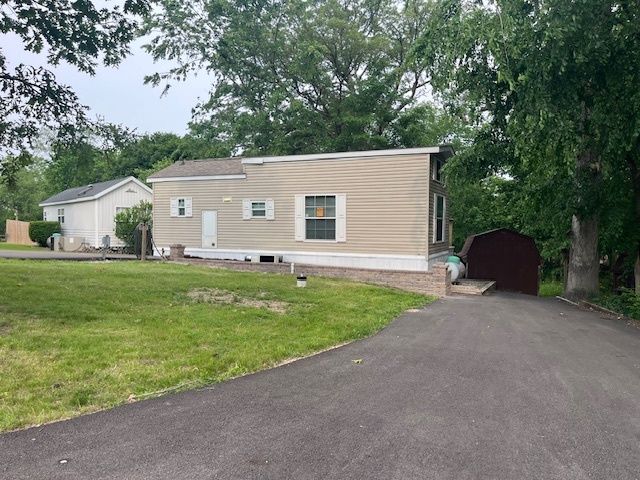 2795 28th Lot 1404 Road, Seneca, IL 61360