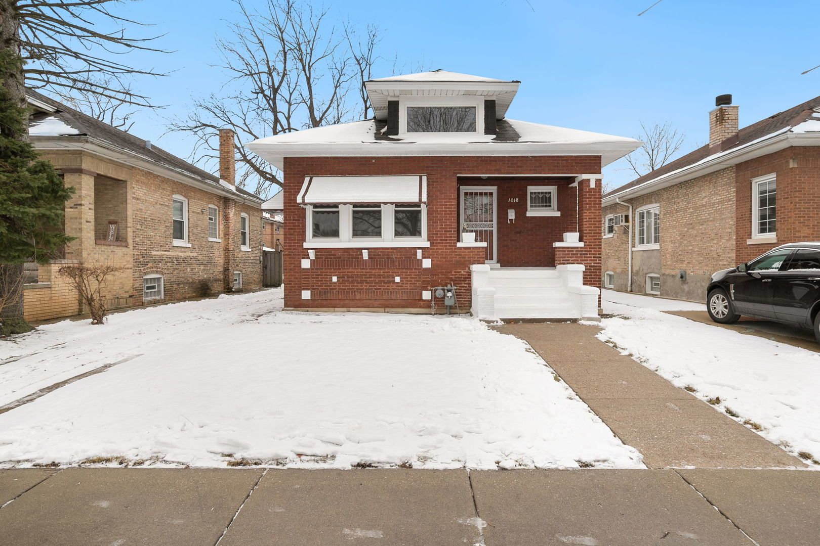 1018 S 10th Avenue — Maywood, IL 60153