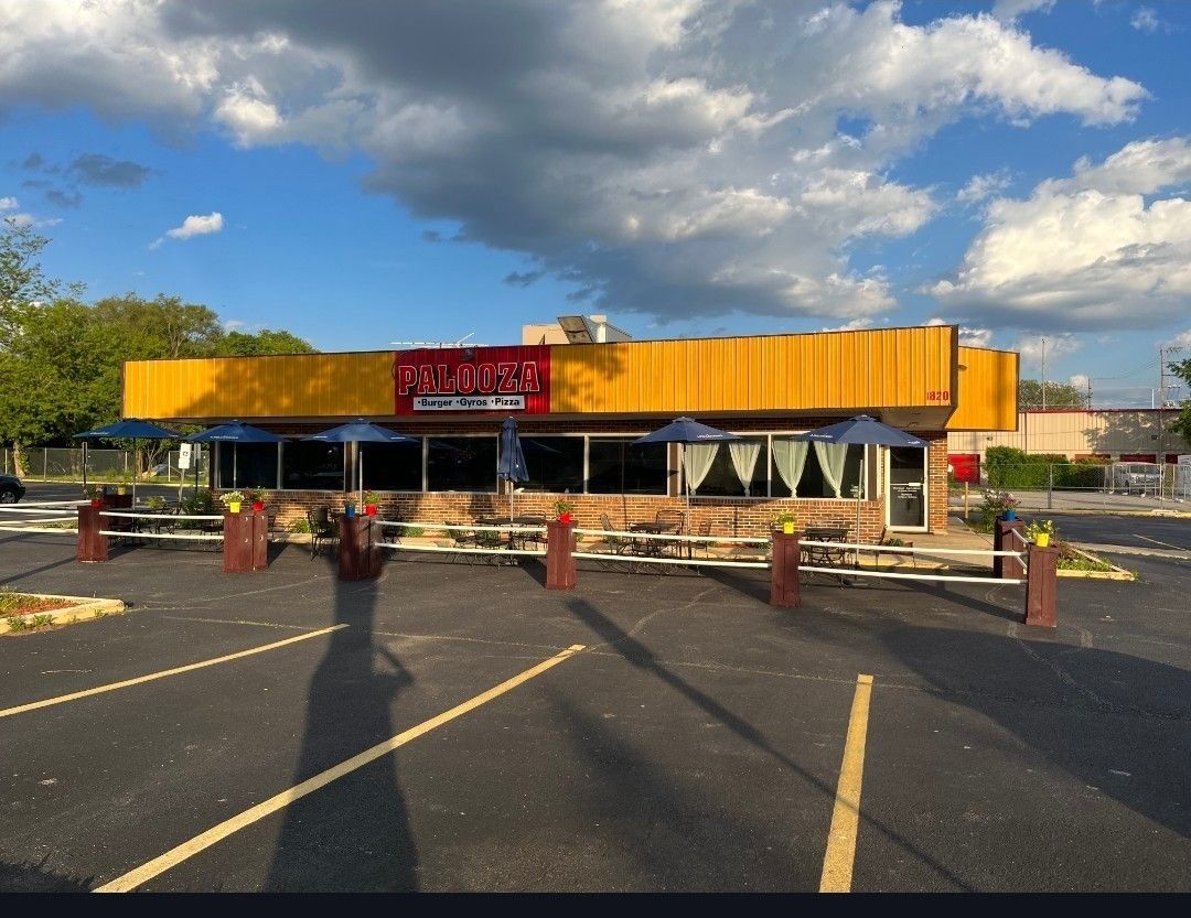1820 W Irving Park Road — Schaumburg, IL 60193