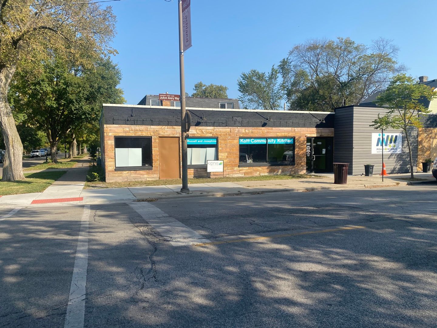 1723 Simpson Streets — Evanston, IL 60201