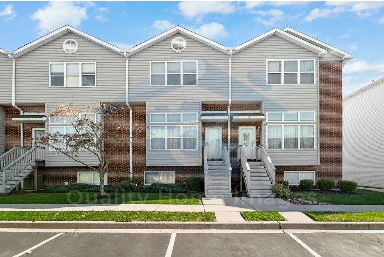 12517 Meadow Lane #5 — Blue Island, IL 60406