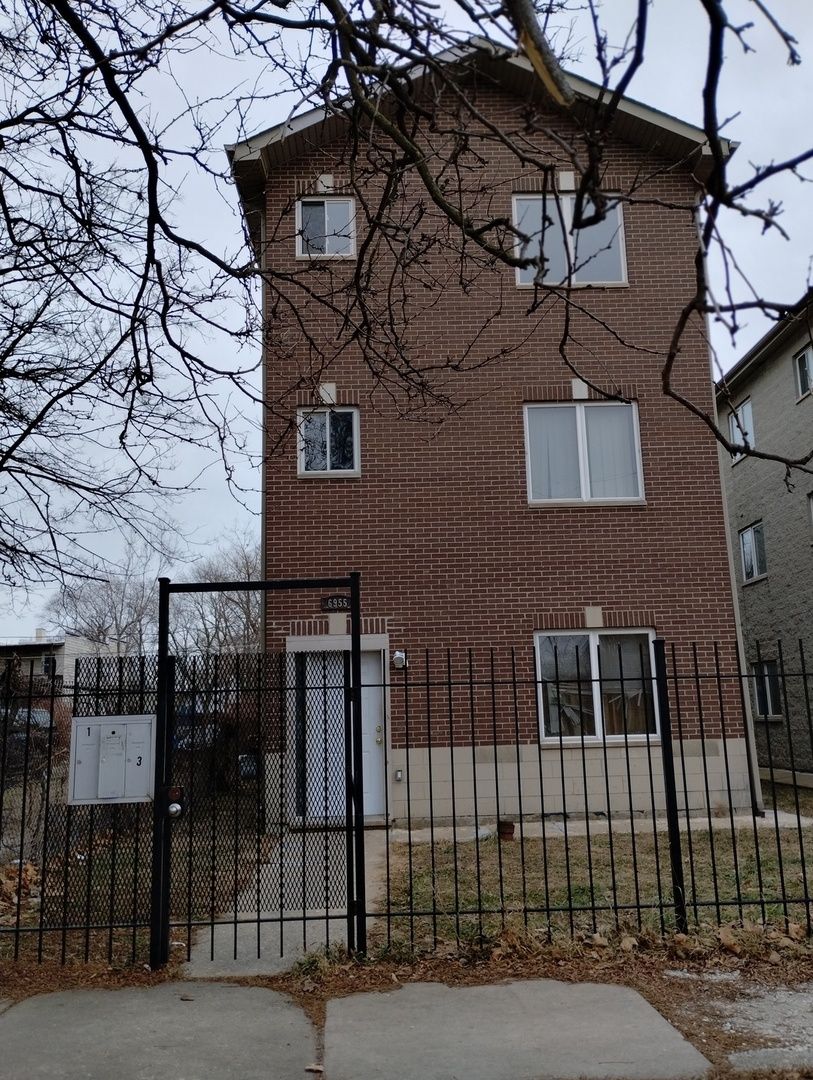 6955 S Normal Street #3RD — Chicago, IL 60621