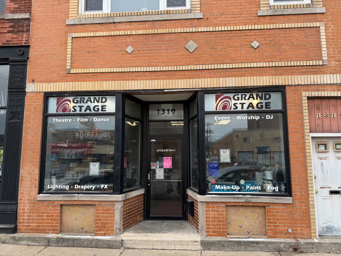 1319 W Grand Avenue — Chicago, IL 60642