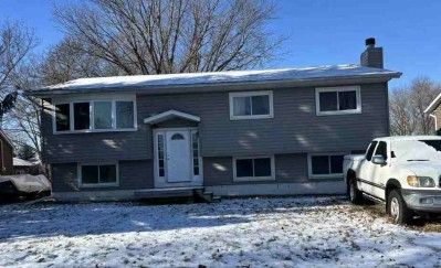 315 6th Street, Colona, IL 61241