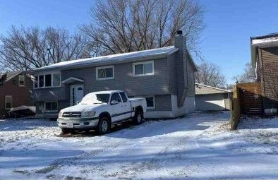 315 6th Street, Colona, IL 61241