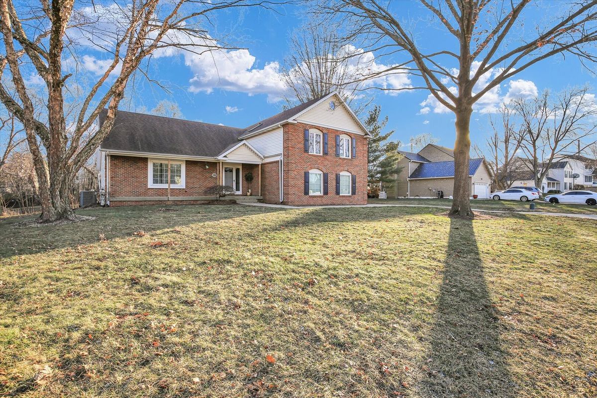 880 Stevens Creek Lane, Forsyth, IL 62535